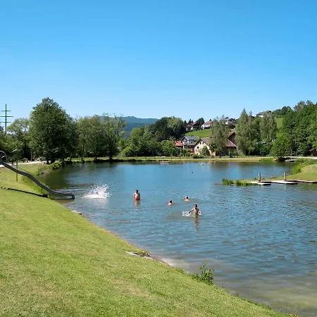Feriendorf-am Hohen Bogen 100s *
